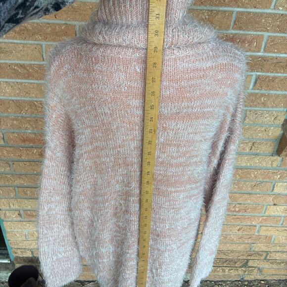 Show Me Your Mumu Fatima Turtleneck Sweater Fuzzy Pink Knit cozy comfy - Picture 3 of 7